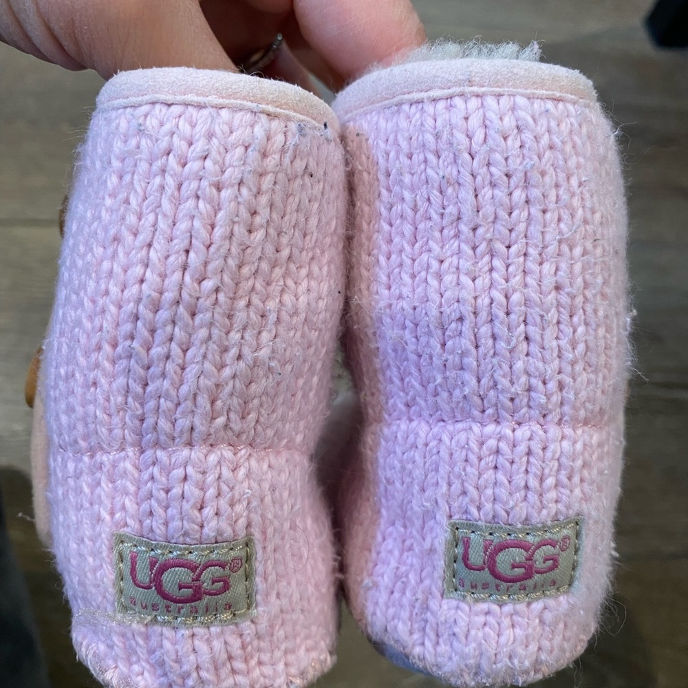 Toddler uggs - Picture 4 of 5